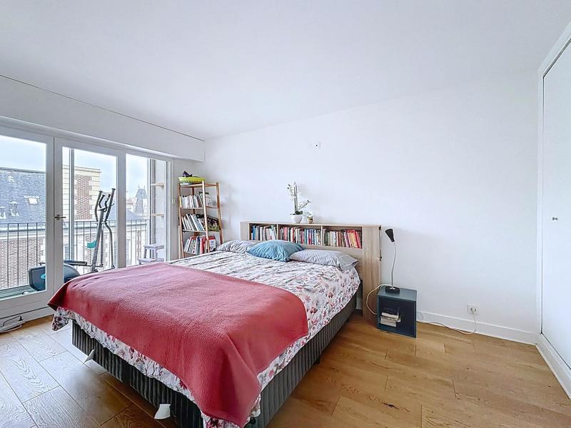 Appartement - 112 m² - 5 pièces