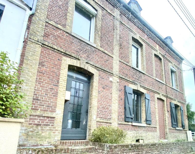 Maison - 126 m² - 8 pièces