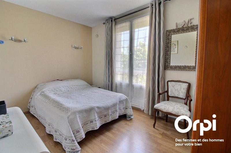 Maison - 105 m² - 5 pièces