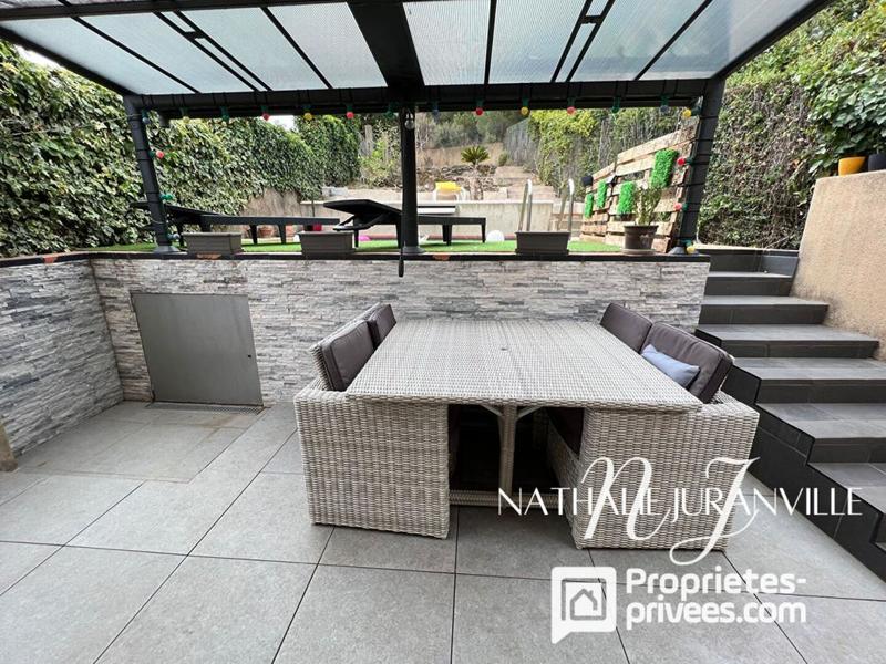 Villa - 188 m² - 6 pièces