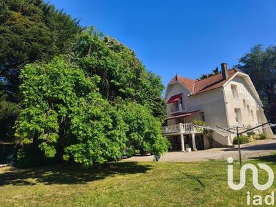 Maison de maîtres - 180 m² - 6 pièces