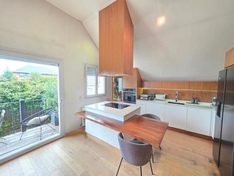 Appartement - 95 m² - 4 pièces