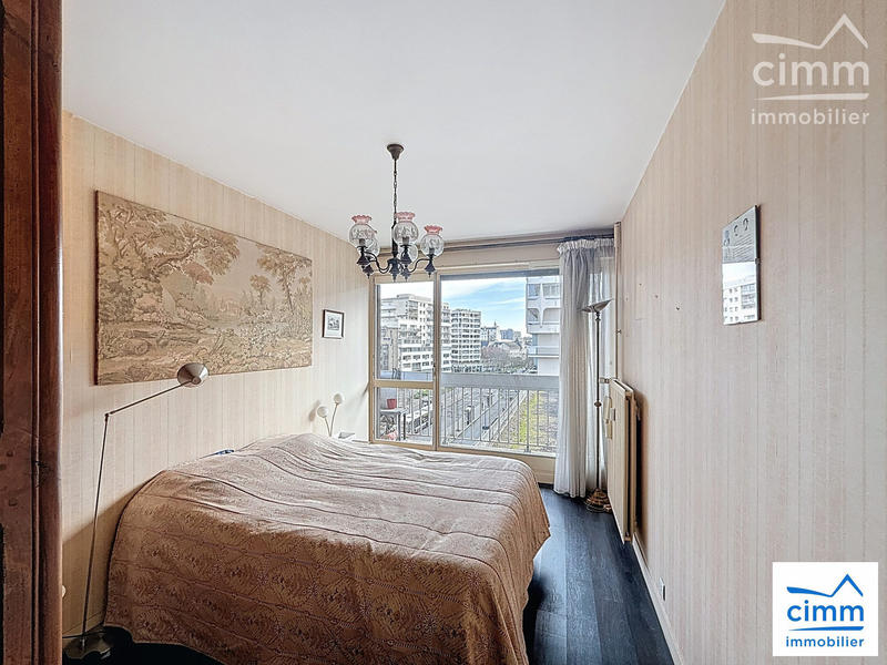 Appartement - 97 m² - 5 pièces