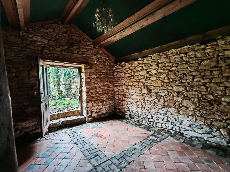 Corps de ferme - 185 m² - 6 pièces