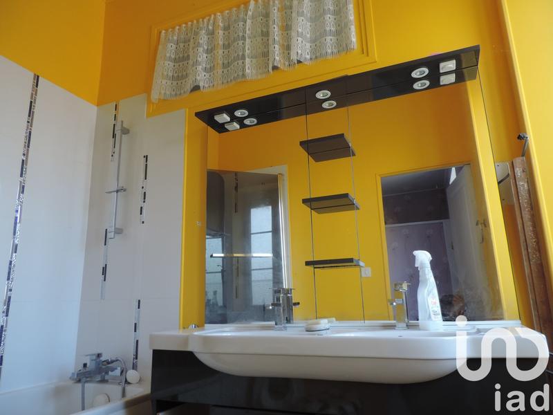 Maison - 313 m² - 14 pièces