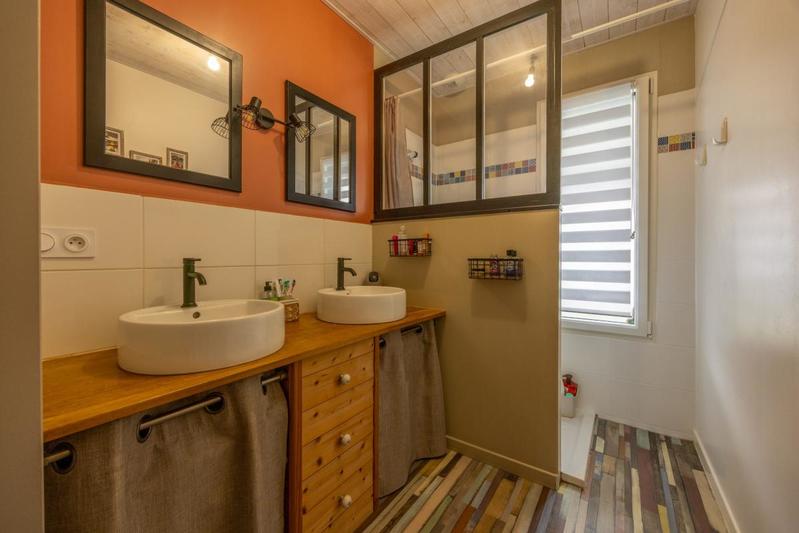 Maison - 95 m² - 5 pièces