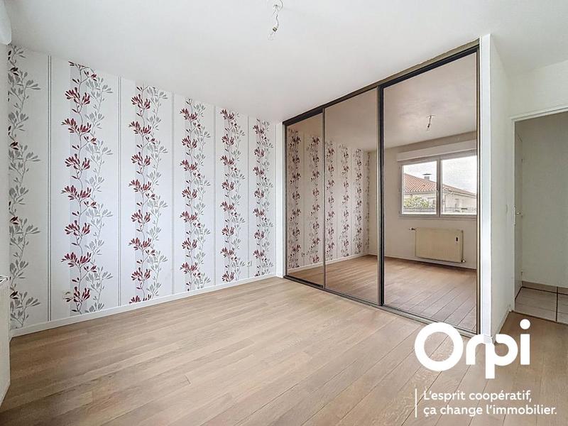 Appartement - 107 m² - 4 pièces