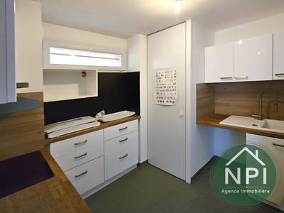 Maison - 90 m² - 6 pièces