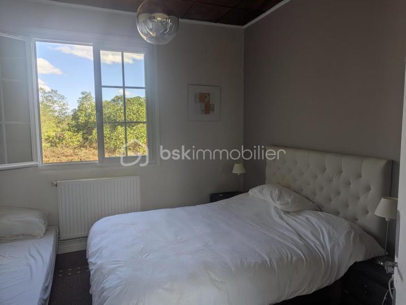 Maison en pierre - 98 m² - 5 pièces