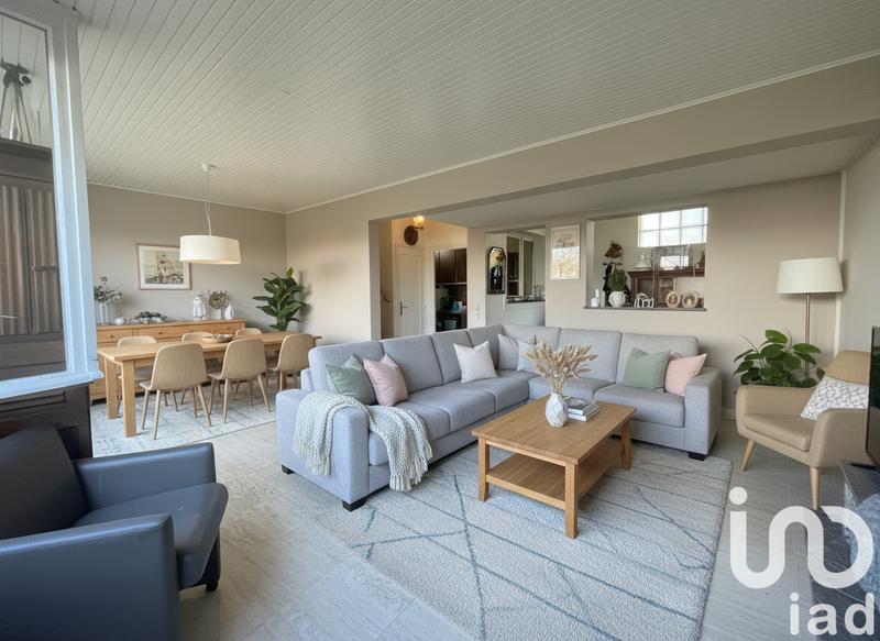 Maison - 98 m² - 5 pièces