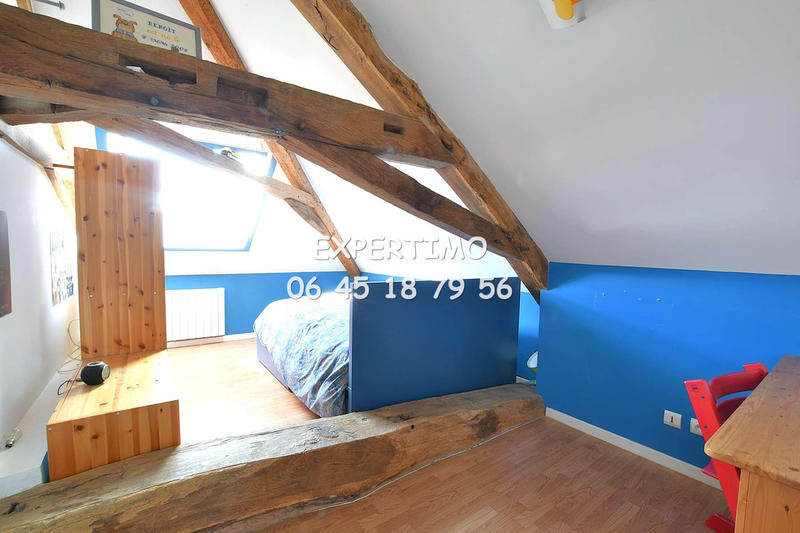 Maison - 200 m² - 10 pièces