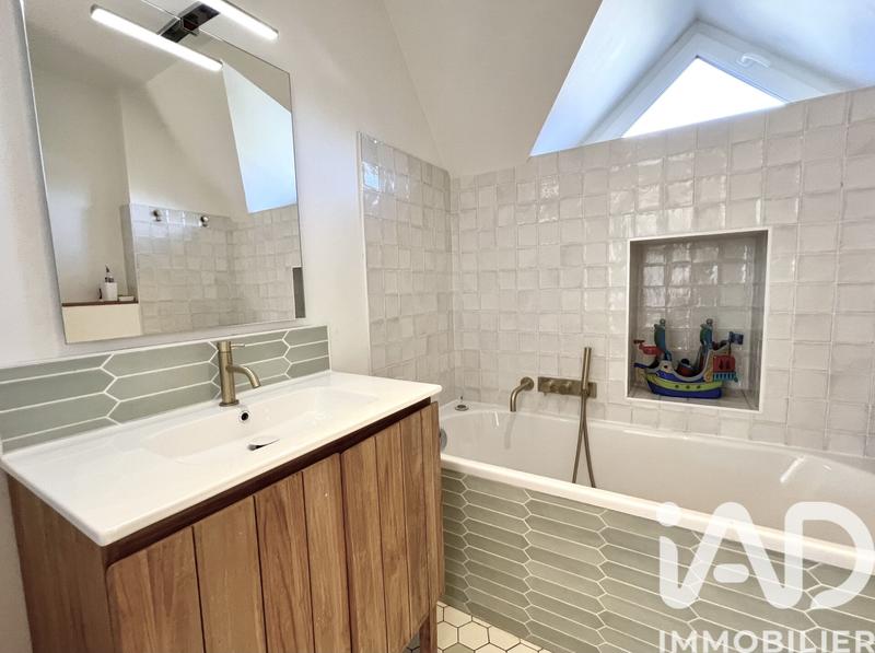 Maison - 182 m² - 6 pièces