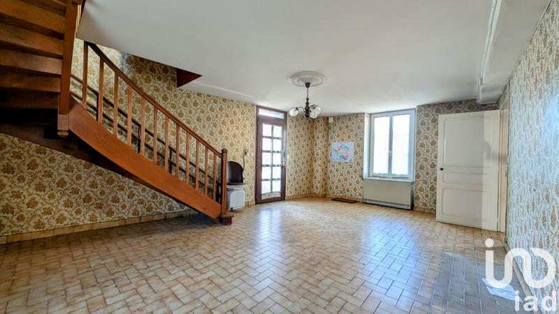 Maison - 230 m² - 8 pièces