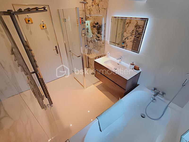 Maison - 131 m² - 5 pièces