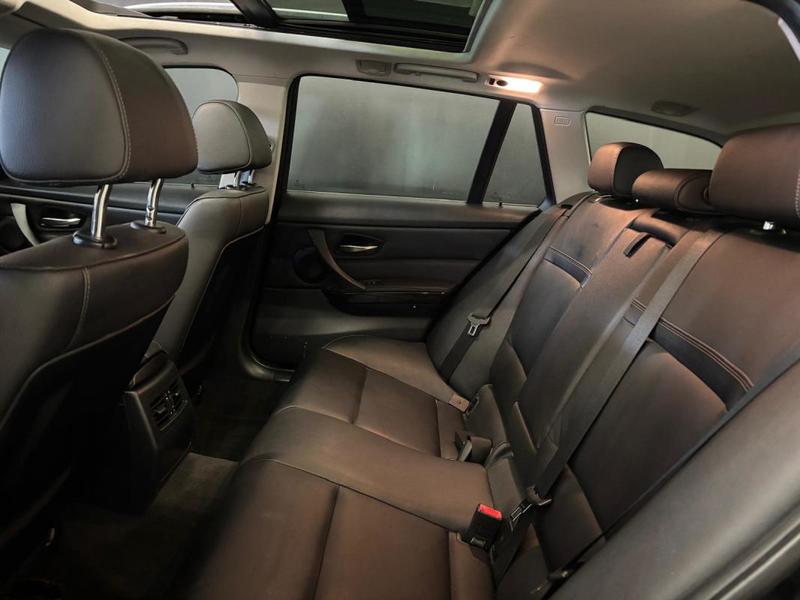 Bmw Série 3 E91 Touring 318d 2.0d 143cv Toit Ouvrant / Edition Full Black