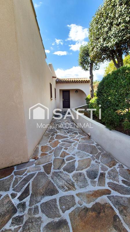 Villa - 168 m² - 6 pièces