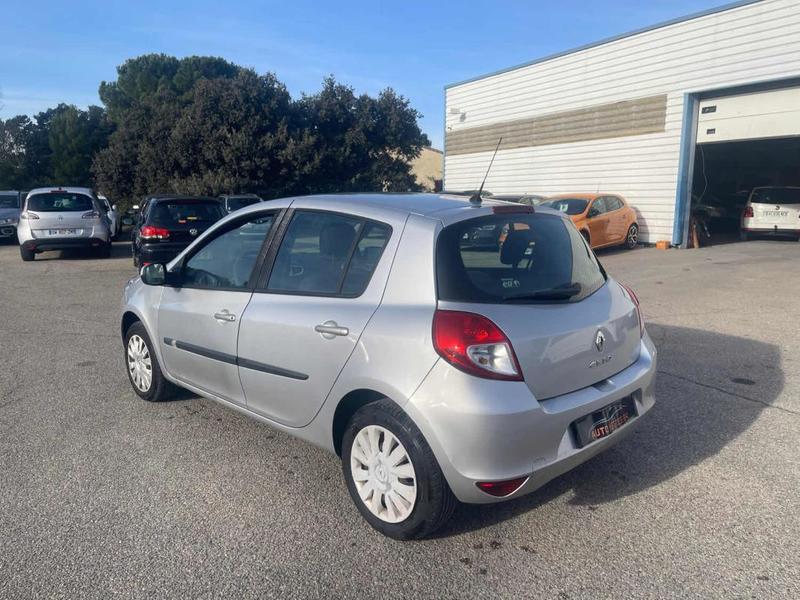Renault Clio III Authentique 1.5dci 70