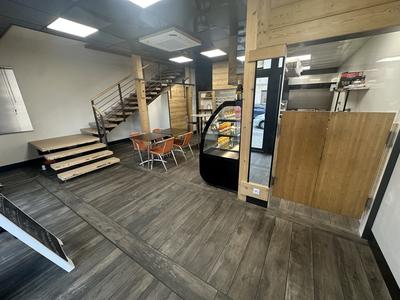 Local d'activités - 164 m²