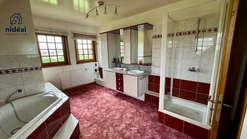 Villa - 277 m² - 7 pièces