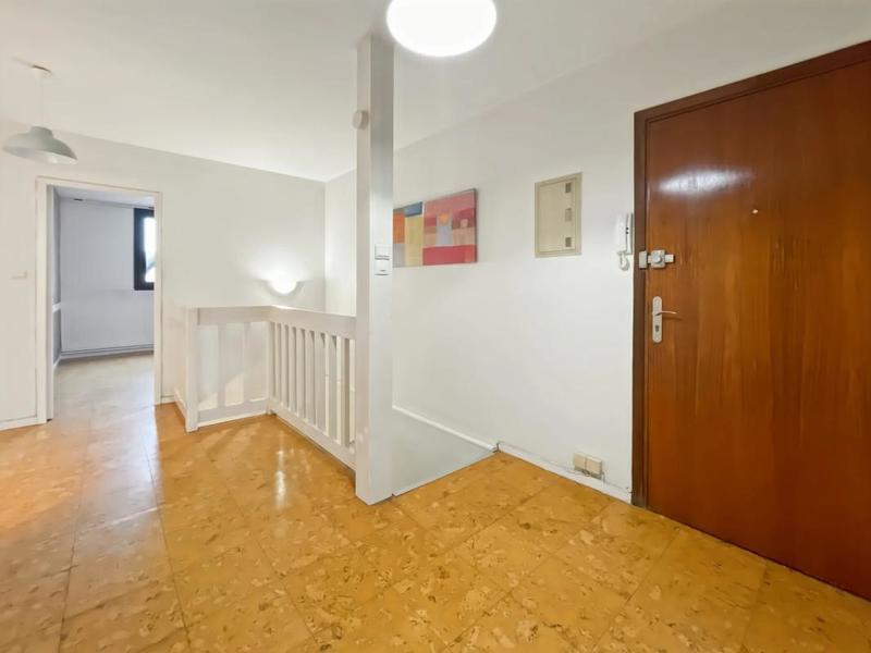 Appartement - 105 m² - 5 pièces
