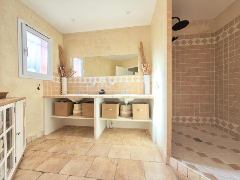 Villa - 120 m² - 5 pièces