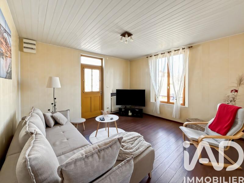 Maison - 104 m² - 6 pièces