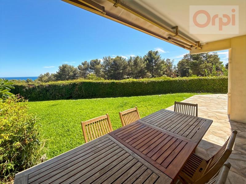 Appartement - 102 m² - 4 pièces