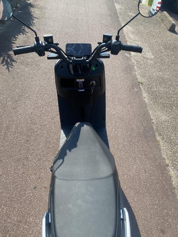 Mash E-City 2.0 - E-City - E City - City -Ecity 2.0 Scooter Electrique Scooter 50cc 50