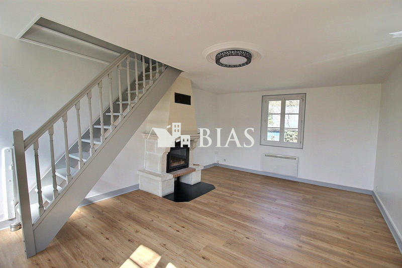 Maison - 107 m² - 6 pièces