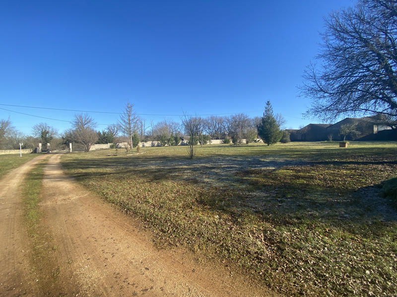 Propriété - 256 m² - 10 pièces