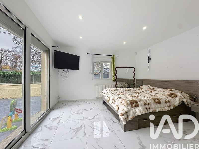 Maison - 190 m² - 9 pièces