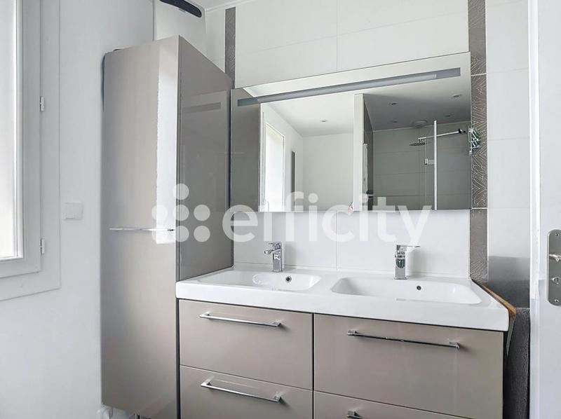 Maison - 113 m² - 4 pièces