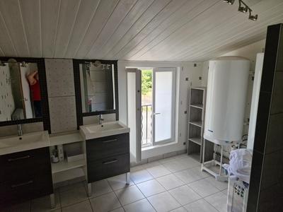 Maison de village - 278 m² - 11 pièces