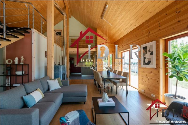 Maison - 138 m² - 6 pièces