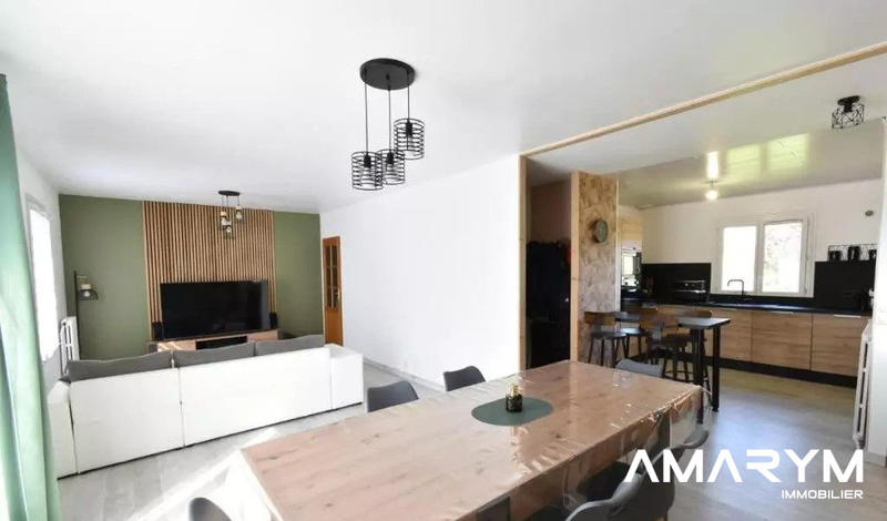 Maison - 83 m² - 4 pièces