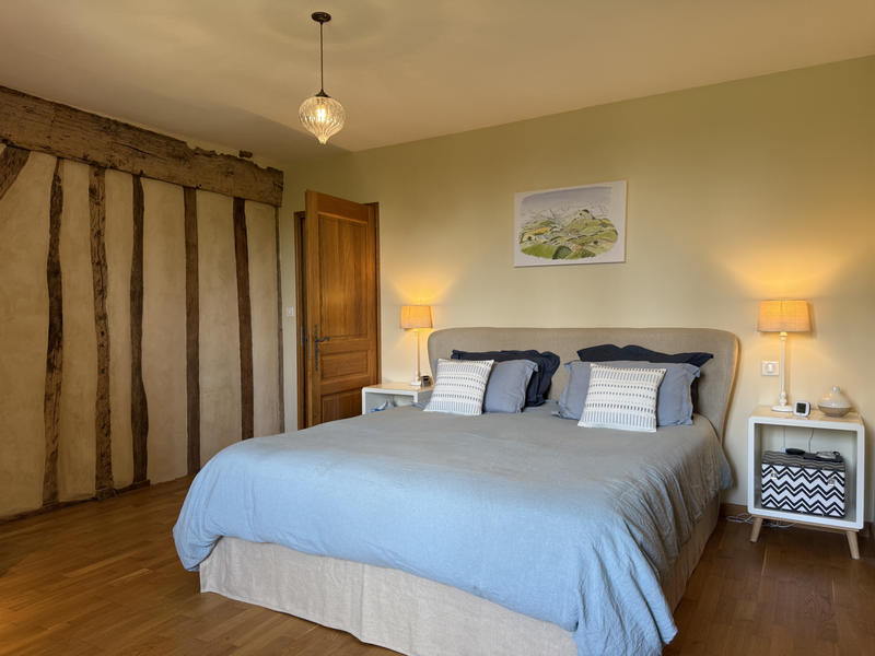 Maison - 262 m² - 9 pièces