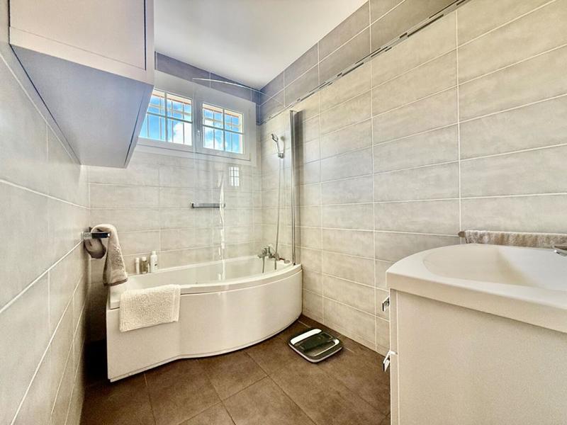 Maison - 160 m² - 7 pièces