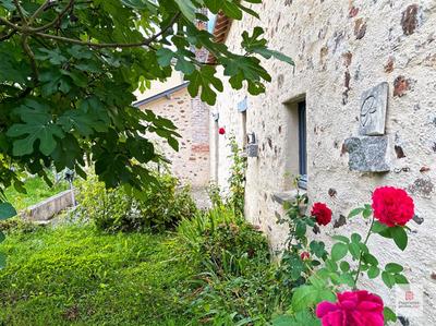 Maison - 111 m² - 7 pièces