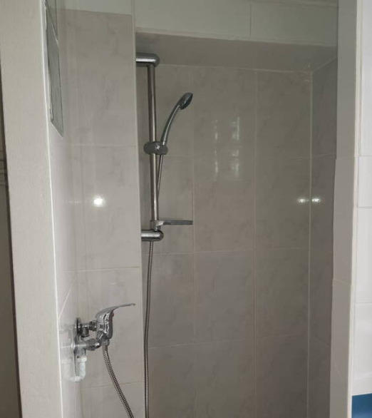 Studio - 9 m² - 1 pièce