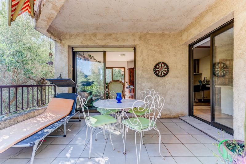 Maison - 276 m² - 5 pièces