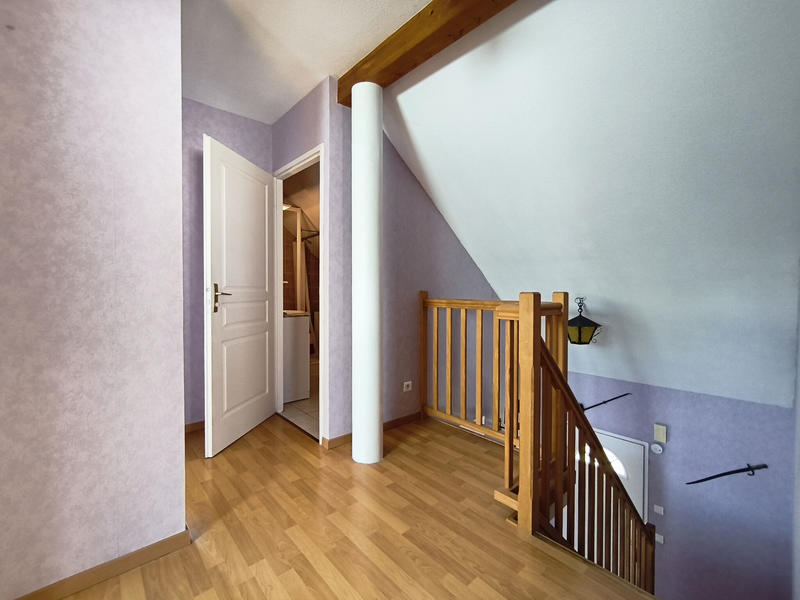 Maison - 99 m² - 6 pièces
