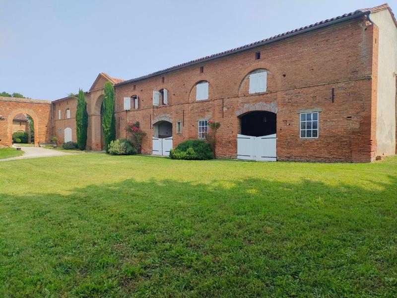 Château - 460 m² - 14 pièces