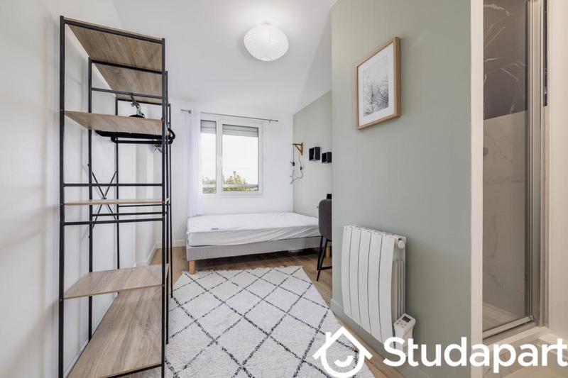 Chambre - 12 m² - 1 pièce