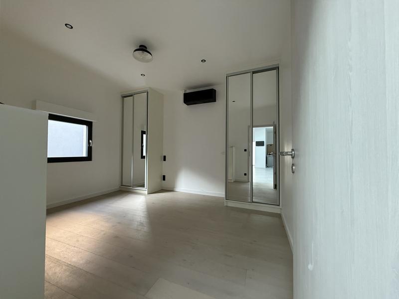 Maison contemporaine - 161 m² - 6 pièces