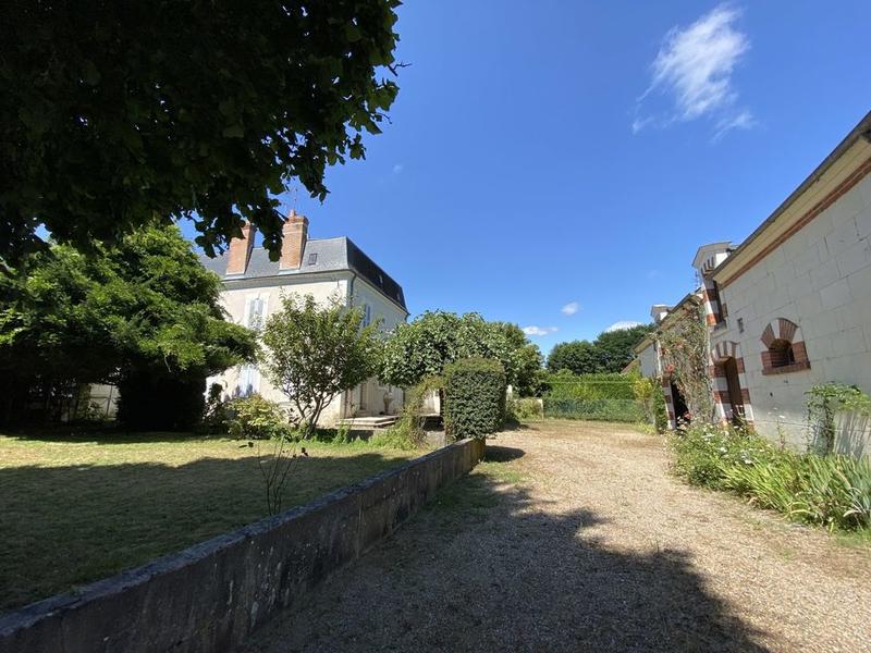 Château - 236 m² - 9 pièces