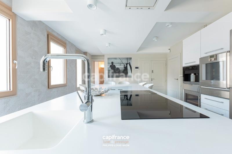 Maison bourgeoise - 575 m² - 10 pièces