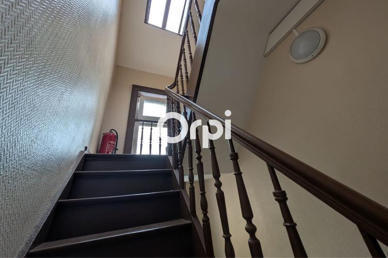 Immeuble - 109 m² - 5 pièces