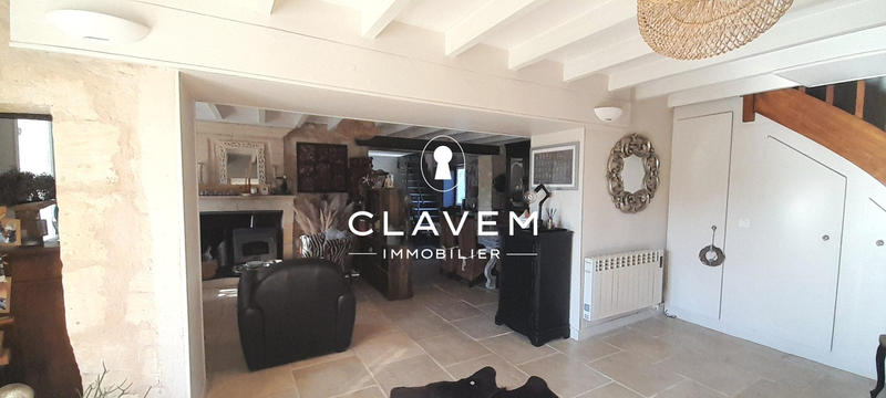 Maison ancienne - 199 m² - 8 pièces