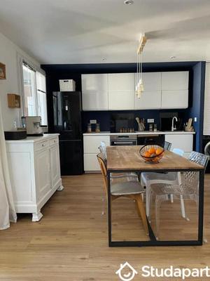 Chambre - 12 m² - 1 pièce