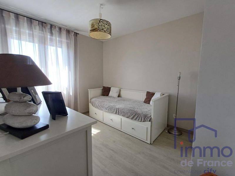 Maison - 104 m² - 5 pièces